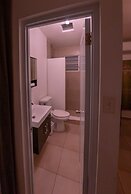 Casa Verde Hotel - Steps to the Beach | Pool, Restaurant & Bar
