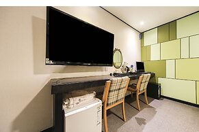 Elysee Hotel