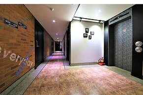 Elysee Hotel