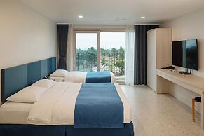Hallim Resort