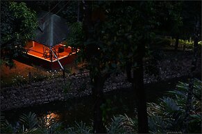 Glenmore Resorts
