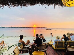 MAHAMAYA Gili Meno