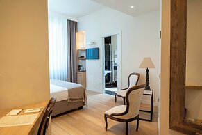 Hotel 900