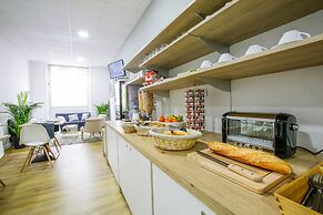 CALM Appart' & Hostel