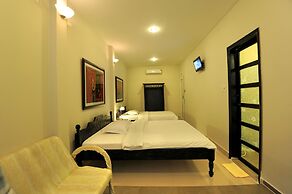 Hue Nino Hotel