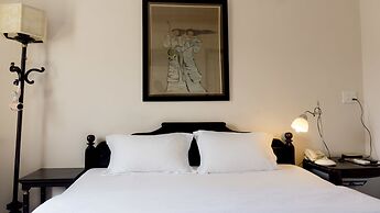 Hue Nino Hotel