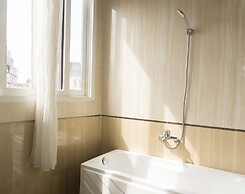 Hue Nino Hotel