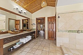 Sleeping Giant Rainforest Lodge