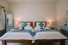 Tír na nÓg Beachfront Resort