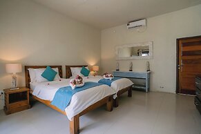 Tír na nÓg Beachfront Resort