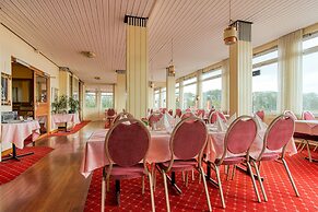 FF&E Hotel Dania