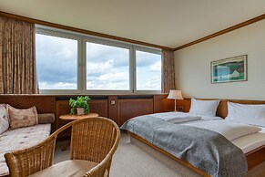 FF&E Hotel Dania