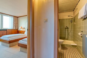 FF&E Hotel Dania