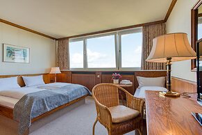FF&E Hotel Dania