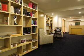 Deltin Suites