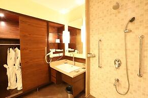 Deltin Suites