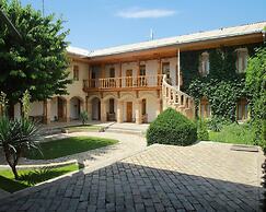 Malika Classic Hotel