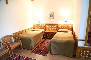 Malika Classic Hotel