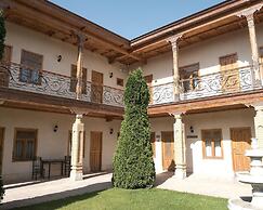 Malika Classic Hotel