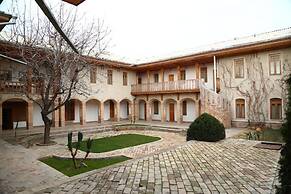 Malika Classic Hotel