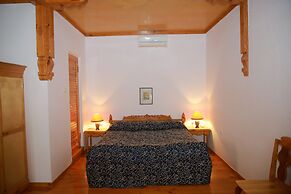 Malika Classic Hotel