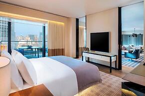 W Guangzhou