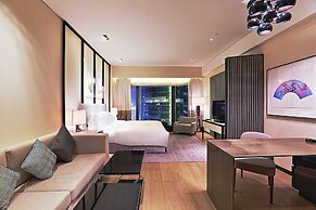 W Guangzhou