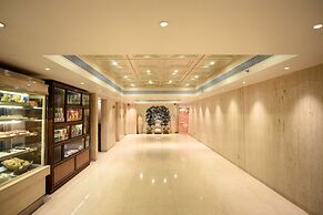 Monotel Luxury Business Hotel