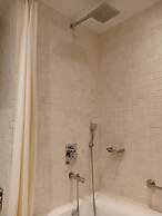 Monotel Luxury Business Hotel