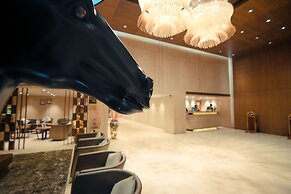 Monotel Luxury Business Hotel