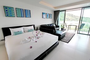 Absolute Twin Sands Resort & Spa