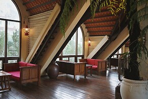 Saphir Dalat Hotel