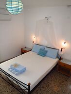 Vivian Studios