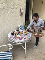 Vivian Studios