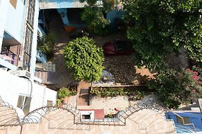 Yogi Guest House