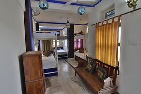 Yogi Guest House