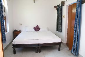 Yogi Guest House