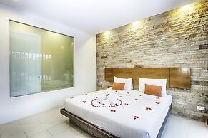 Escape De Phuket Hotel