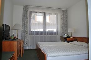 Hotel Rheingauer Tor