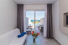 Belussi Beach Hotel & Suites