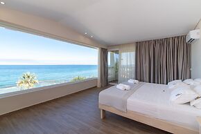 Belussi Beach Hotel & Suites