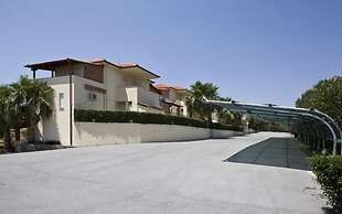 Kelyfos Hotel Bungalows and Suites
