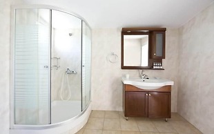 Kelyfos Hotel Bungalows and Suites