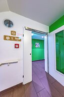 A&T Hotel & Hostel