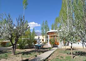 TIH Royal Heritage Resort