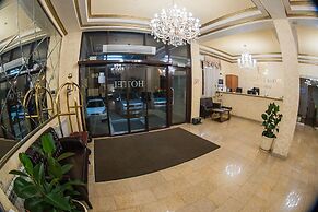 Resident Hotel