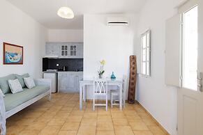 Vrachia Studios & Apartments