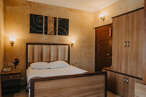 Royal Stone Houses - Goreme