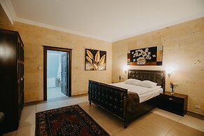 Royal Stone Houses - Goreme
