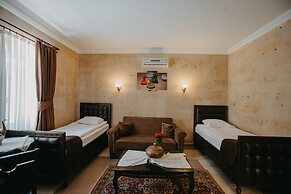 Royal Stone Houses - Goreme
